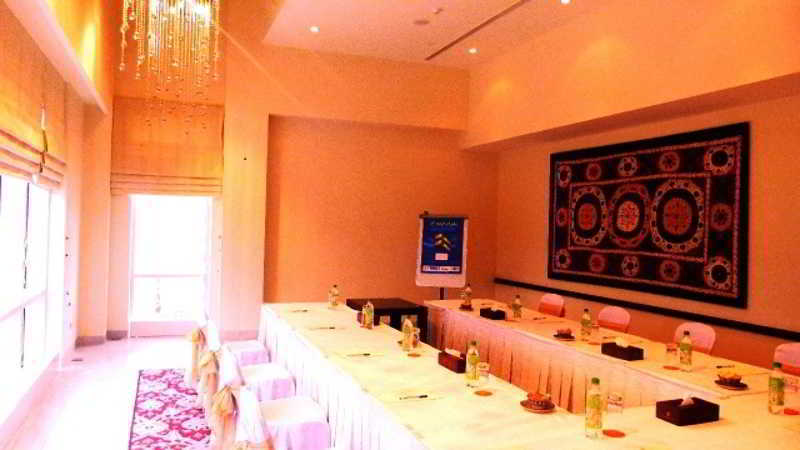 Dushanbe Serena Hotel Exterior photo